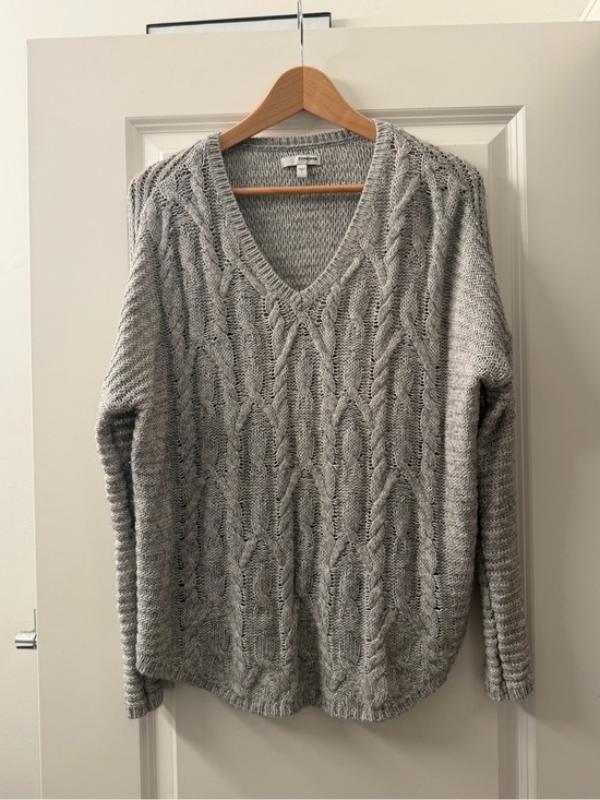 Sonoma Sweaters - Sonoma Gray Cable Knit V-Neck Sweater